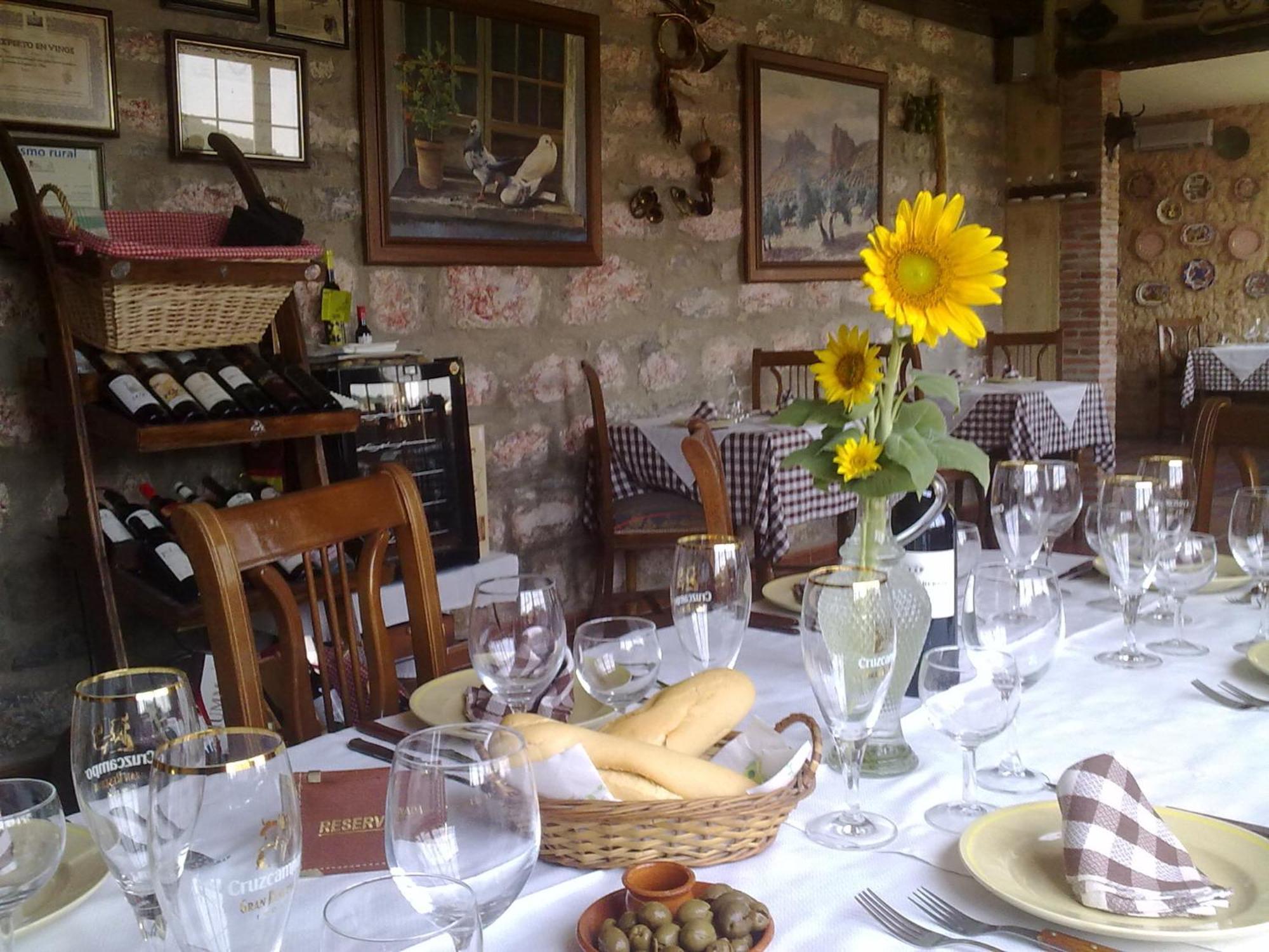 Alojamiento Rural La Caseria De Piedra Restaurante 하엔 외부 사진